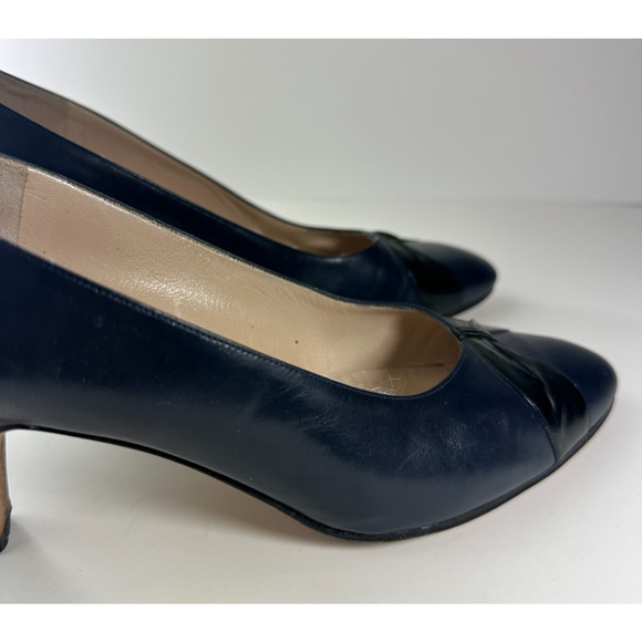 Salvatore Ferragamo Heels Black & Blue Pumps Leather Round Toe Shoe Size 9B 9 - Picture 9 of 16